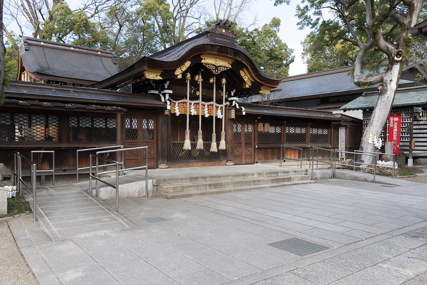 参道・スロープ