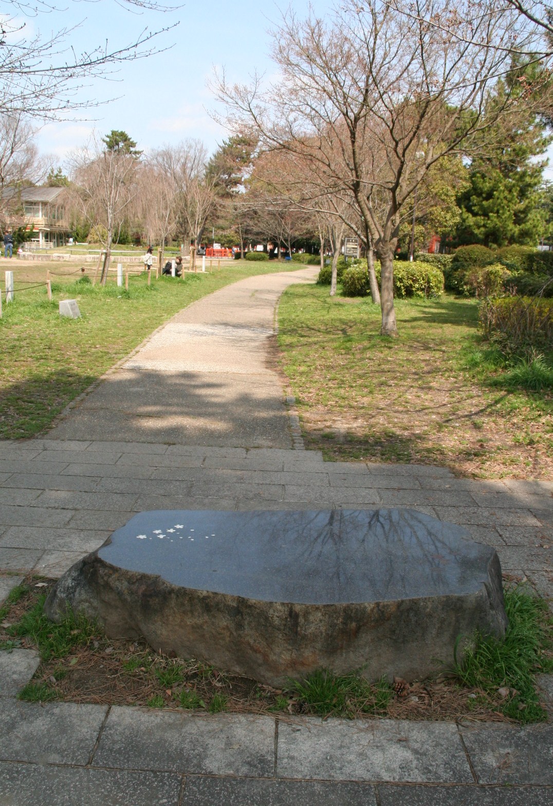 床石・ベンチ