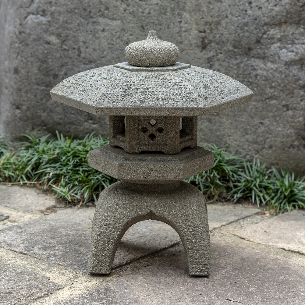 Ancient Hexagonal Yukimi Lantern